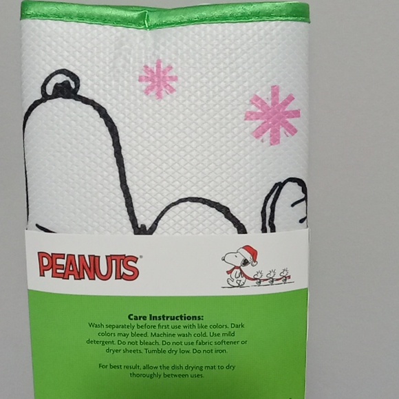 Peanuts Christmas Dish Drying Mats Set Of 2 New - Picture 2 of 2